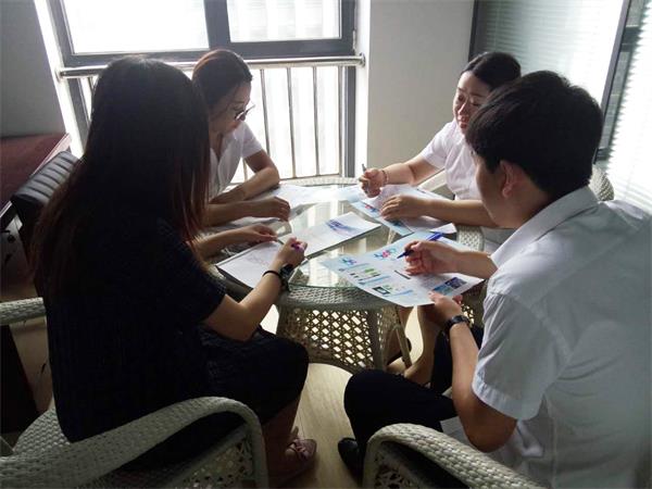 在总结中生长，，，，，，在审阅中前行