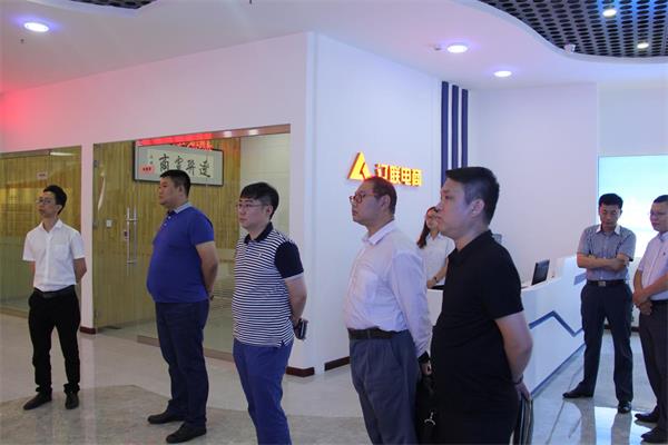 珠联璧合，，，，共创双赢