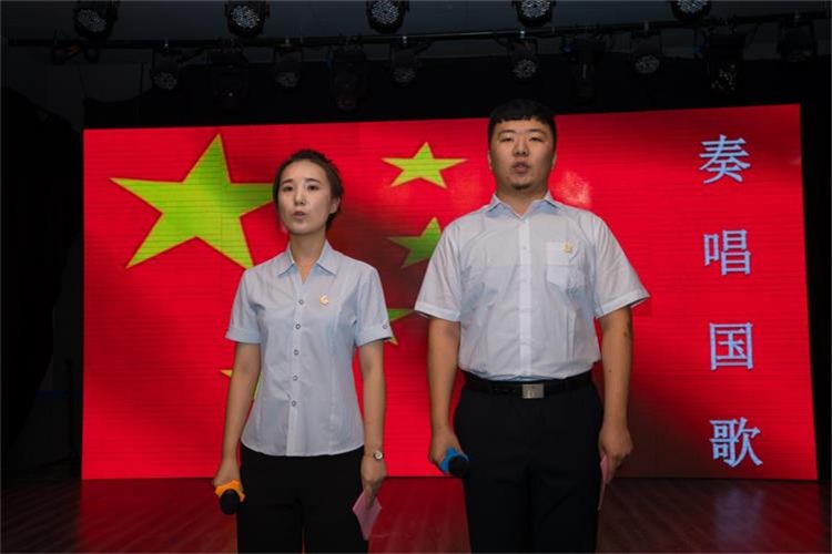 凝聚实力，，，再创佳绩--K8凯发集团集团盛大举行半年总结表扬大会