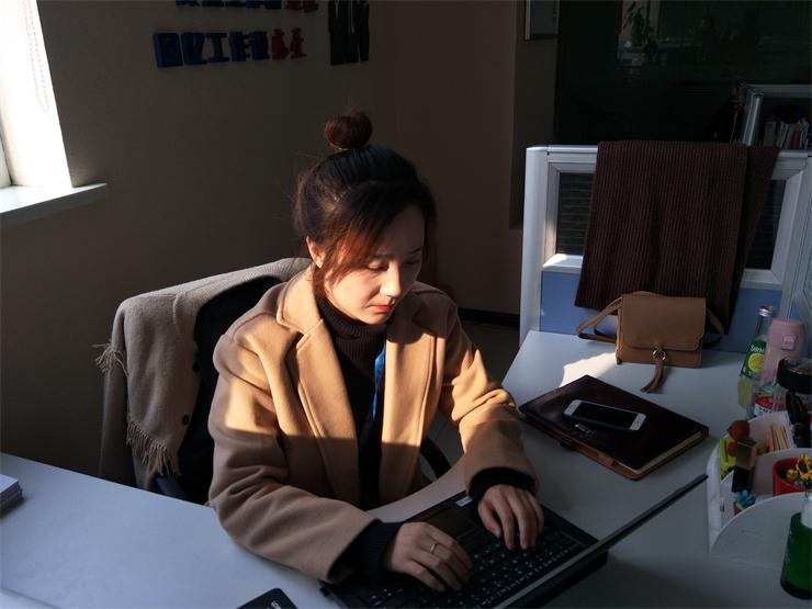 以梦为马，，，不负昭华