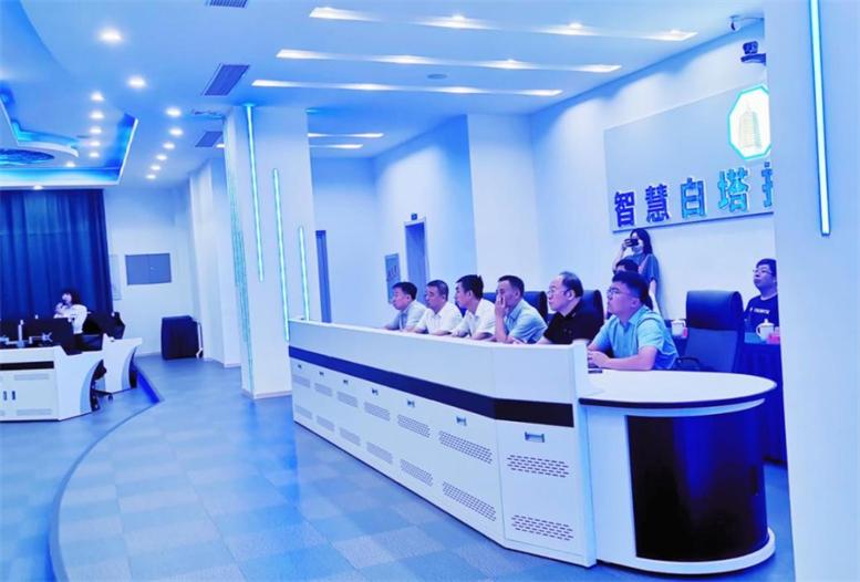 辽宁省工信厅副厅长丁广军莅临K8凯发集团集团调研指导